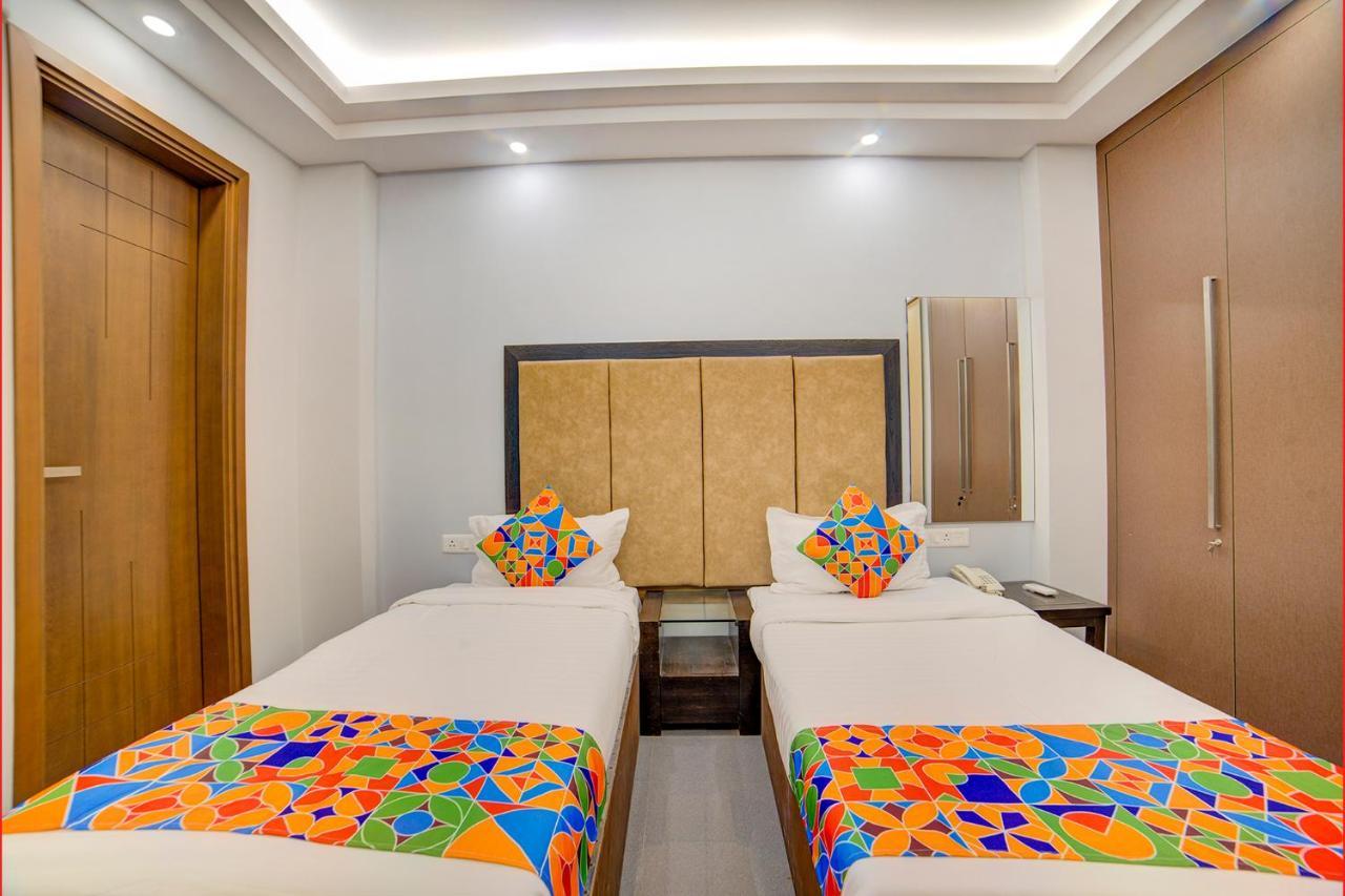 Fabhotel Exotica Greenpark Nueva Delhi Exterior foto
